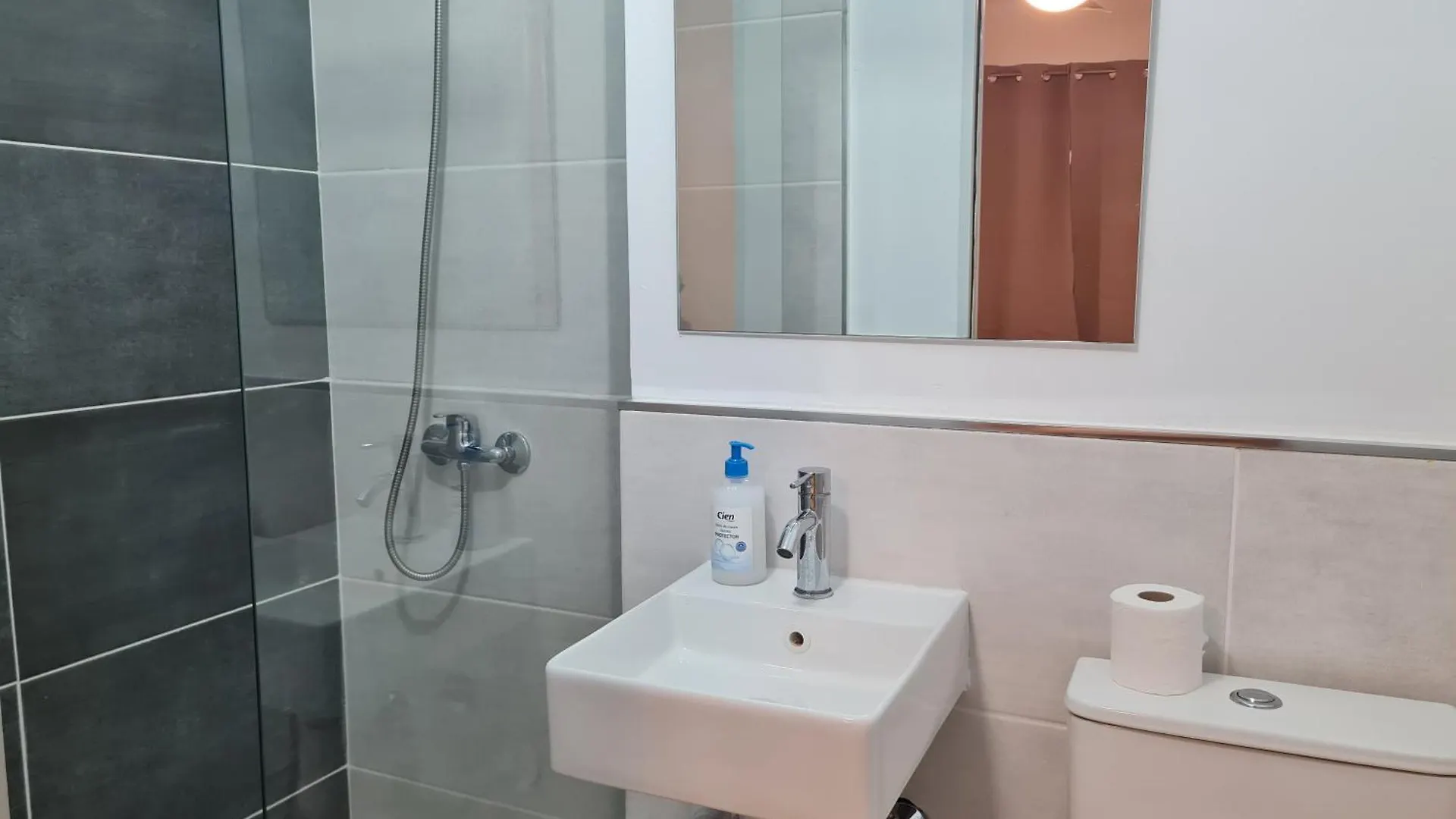 ArmeñimeCasa Nataliaアパートメント スペイン