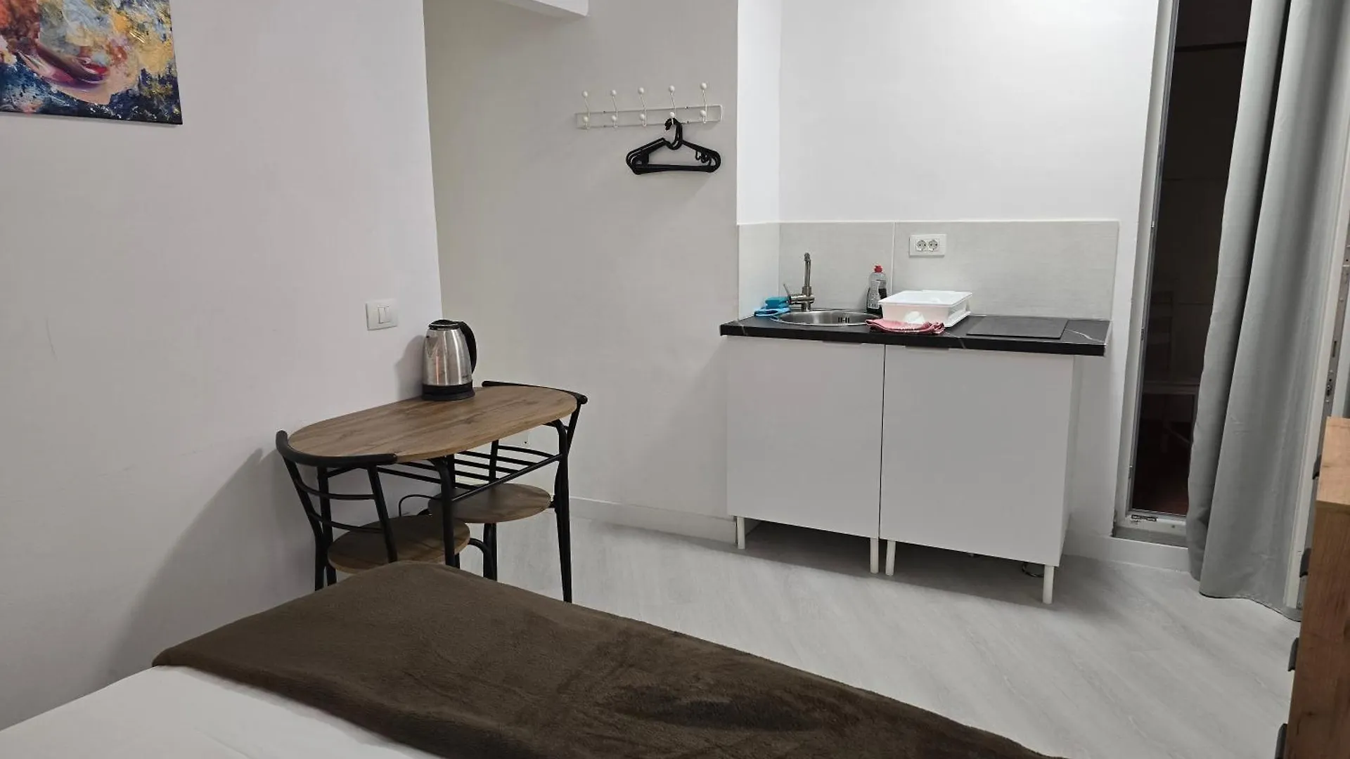 Casa Natalia Daire Armenime